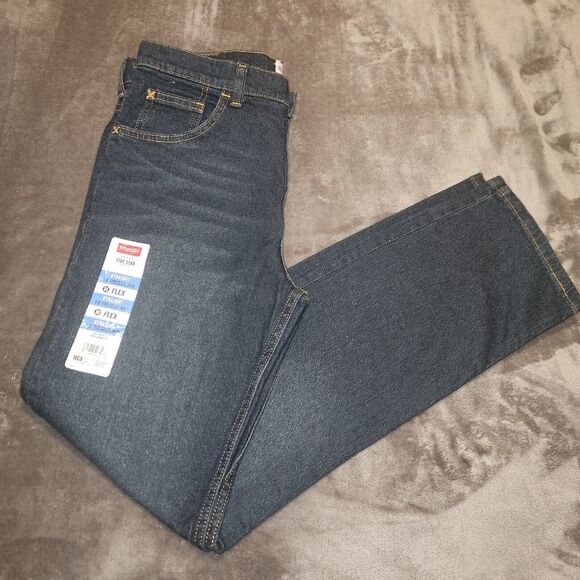 Wrangler Boys Jeans Five Star Straight Fit Flex Size 16 Dark Blue New - Picture 1 of 4